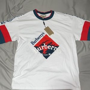 Burberry roeford oversized t shirt